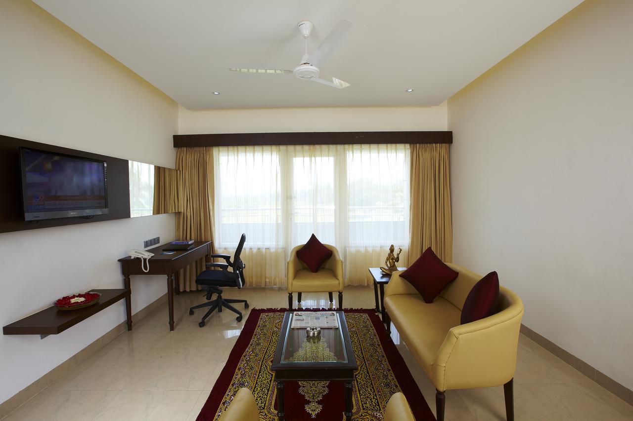 Rns Golf Resort & Nature Cure Centre Mavalli Экстерьер фото